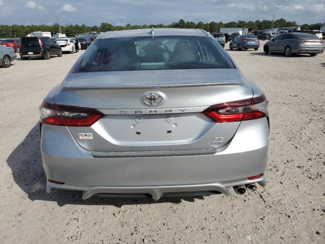 4T1T11BK1PU099747 - 2023 TOYOTA CAMRY SE NIGHT SHADE SILVER photo 6