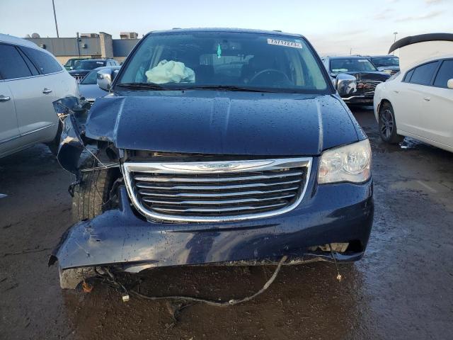 2C4RC1CG8DR809299 - 2013 CHRYSLER TOWN & COU TOURING L BLUE photo 5