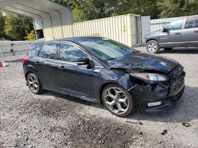 1FADP3L95HL292303 - 2017 FORD FOCUS ST BLACK photo 4