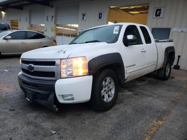 1GCSKTE35AZ162260 - 2010 CHEVROLET SILVERADO K1500 LTZ WHITE photo 1