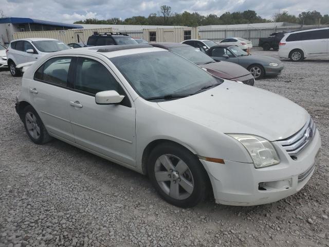 3FAHP07ZX9R148467 - 2009 FORD FUSION SE WHITE photo 4