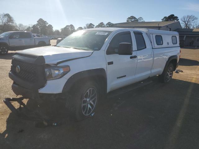 5TFCY5F18KX025189 - 2019 TOYOTA TUNDRA DOUBLE CAB SR/SR5 WHITE photo 1