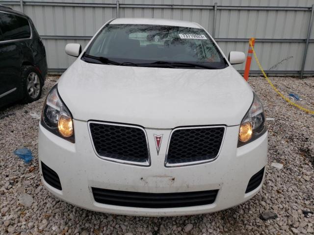 5Y2SP6E88AZ403002 - 2010 PONTIAC VIBE WHITE photo 5