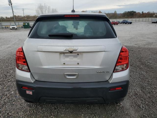 3GNCJKSB1GL261632 - 2016 CHEVROLET TRAX LS SILVER photo 6