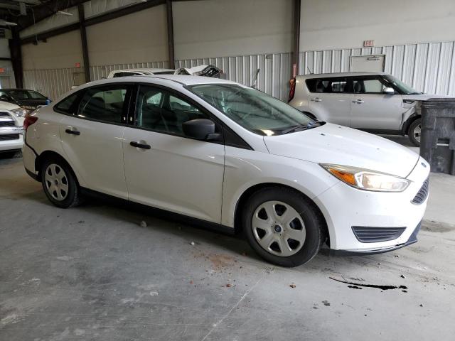 1FADP3E28GL384553 - 2016 FORD FOCUS S WHITE photo 4