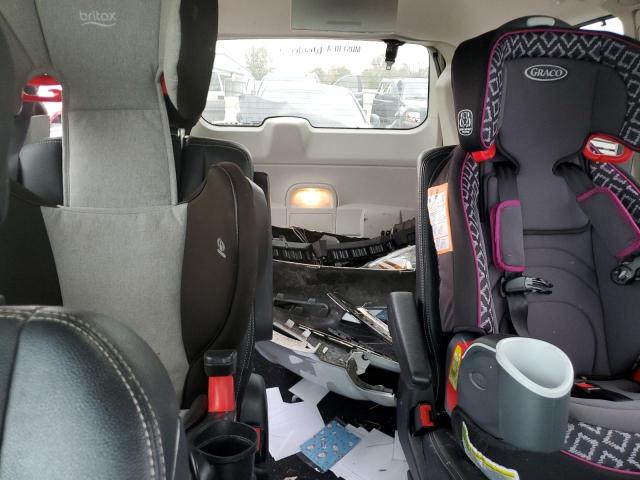 2C4RC1BG7GR269921 - 2016 CHRYSLER TOWN & COU TOURING WHITE photo 10