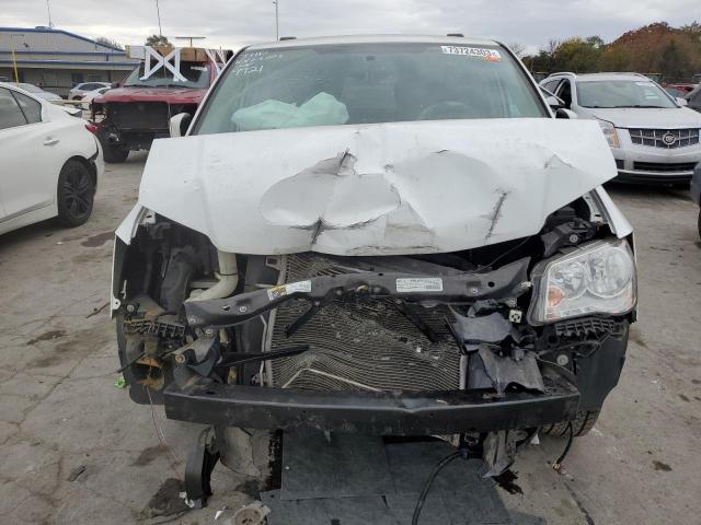 2C4RC1BG7GR269921 - 2016 CHRYSLER TOWN & COU TOURING WHITE photo 5