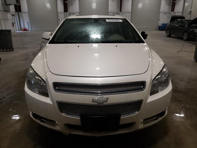 1G1ZE5E72BF313443 - 2011 CHEVROLET MALIBU LTZ თეთრი ფოტო 5