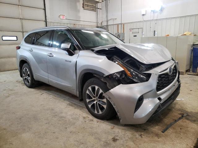 5TDHBRCH7MS518483 - 2021 TOYOTA HIGHLANDER HYBRID XLE GRAY photo 4