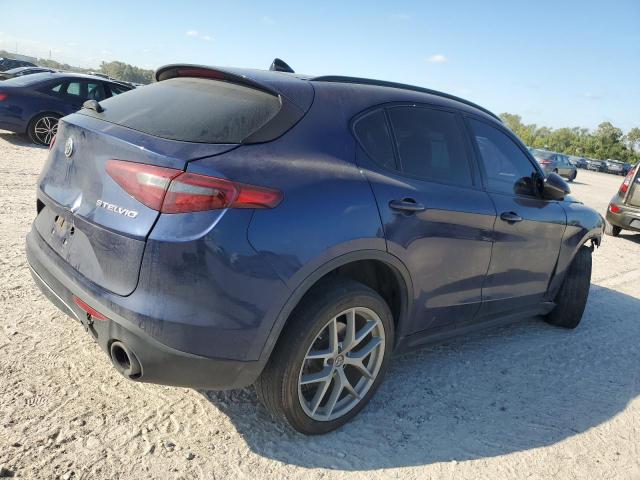 ZASFAKNN1J7B86803 - 2018 ALFA ROMEO STELVIO TI SPORT BLUE photo 3