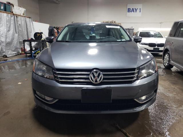 1VWAS7A39FC114471 - 2015 VOLKSWAGEN PASSAT S GRAY photo 5