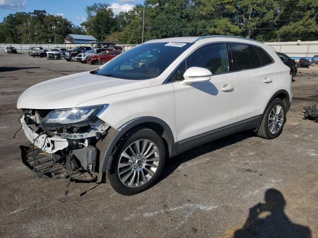 5LMCJ3D98HUL14013 - 2017 LINCOLN MKC RESERVE WHITE photo 1