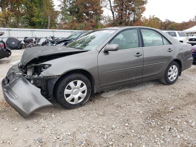 4T1BE32K13U644884 - 2003 TOYOTA CAMRY LE GRAY photo 1