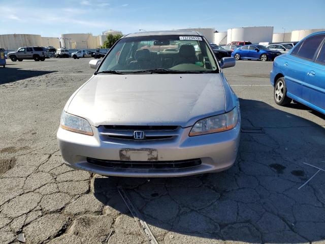 1HGCG1652WA017338 - 1998 HONDA ACCORD EX SILVER photo 5