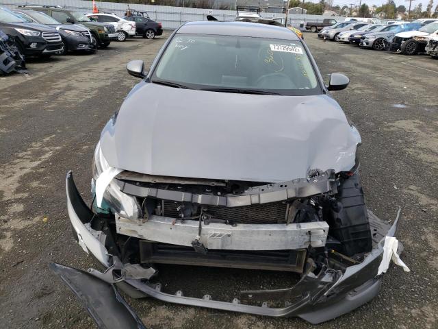 1N4BL4BV2KC165619 - 2019 NISSAN ALTIMA S CHARCOAL photo 5