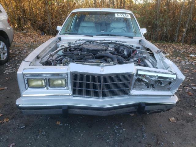 1C3BF66P8JW124812 - 1988 CHRYSLER FIFTH AVEN SILVER photo 5