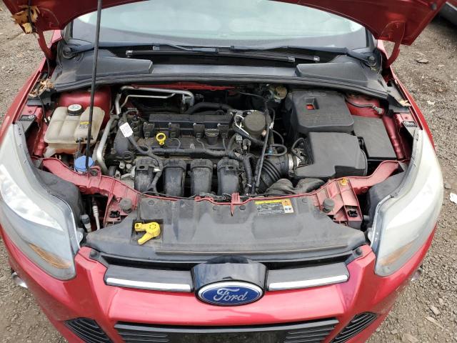 1FAHP3N26CL253312 - 2012 FORD FOCUS TITANIUM RED photo 11