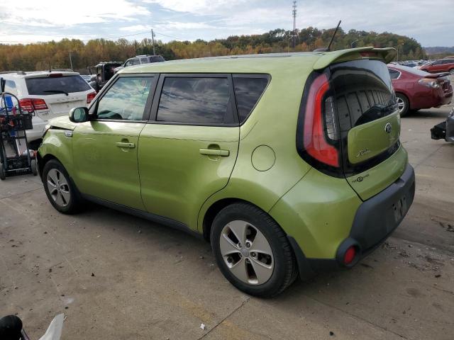 KNDJN2A20G7842033 - 2016 KIA SOUL GREEN photo 2