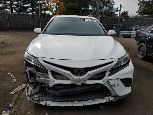 4T1B11HK5KU786421 - 2019 TOYOTA CAMRY L WHITE photo 5