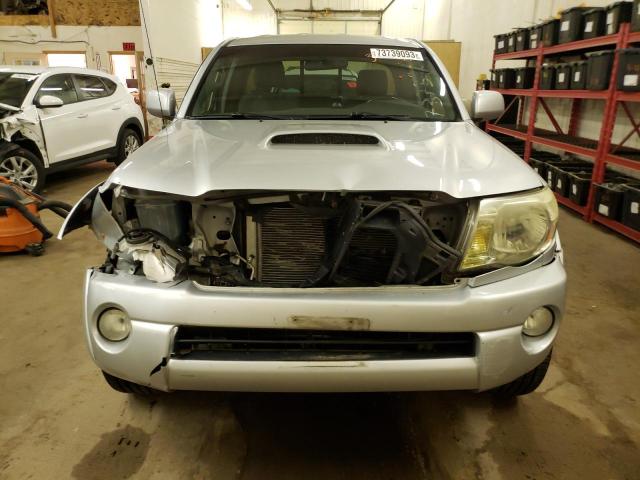 5TEUU42N55Z023898 - 2005 TOYOTA TACOMA ACCESS CAB ვერცხლისფერი ფოტო 5