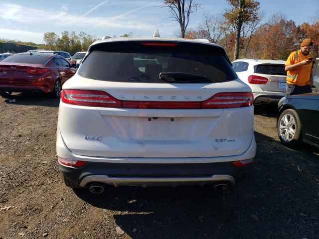 5LMTJ3DH7HUL32283 - 2017 LINCOLN MKC RESERVE Beyaz fotoğraf 6