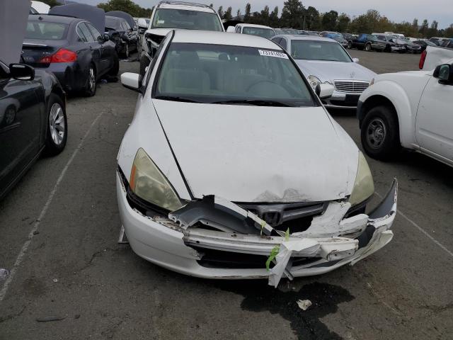 1HGCM55435A098339 - 2005 HONDA ACCORD LX WHITE photo 5