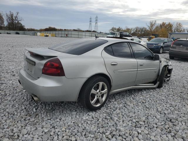 2G2WC55C971118312 - 2007 PONTIAC GRAND PRIX GXP SILVER photo 3