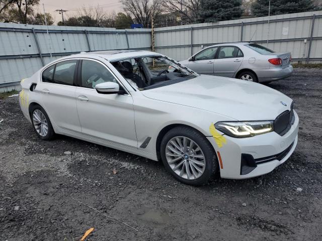 WBA13BJ02PWY10594 - 2023 BMW 530 XI WHITE photo 4