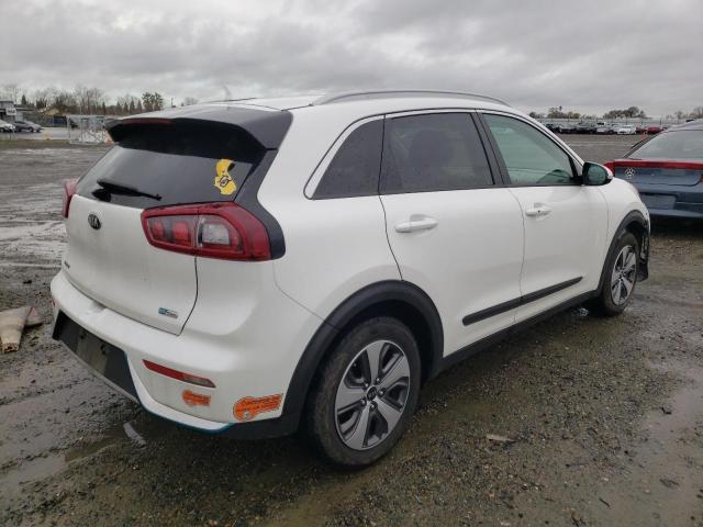 KNDCD3LD6K5323198 - 2019 KIA NIRO EX WHITE photo 3