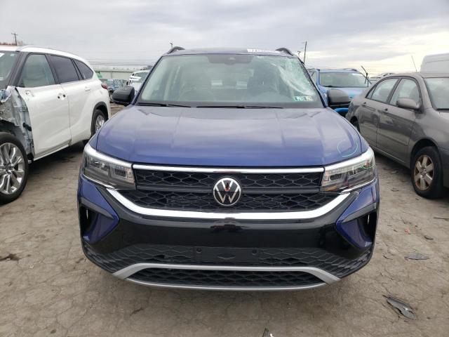 3VVMX7B27PM354417 - 2023 VOLKSWAGEN TAOS S BLUE photo 5