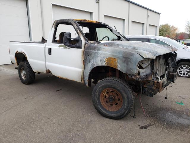 1FTSF31F92EA44029 - 2002 FORD F350 SRW SUPER DUTY WHITE photo 4