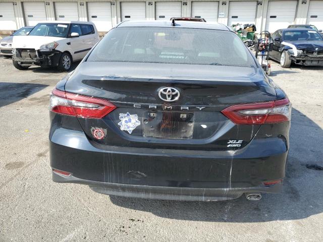 4T1F11BK5MU029564 - 2021 TOYOTA CAMRY XLE BLACK photo 6