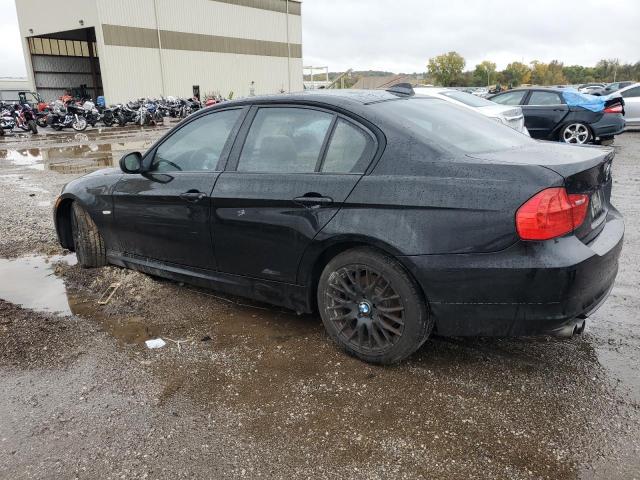 WBAPH7C54BE459977 - 2011 BMW 328 I BLACK photo 2