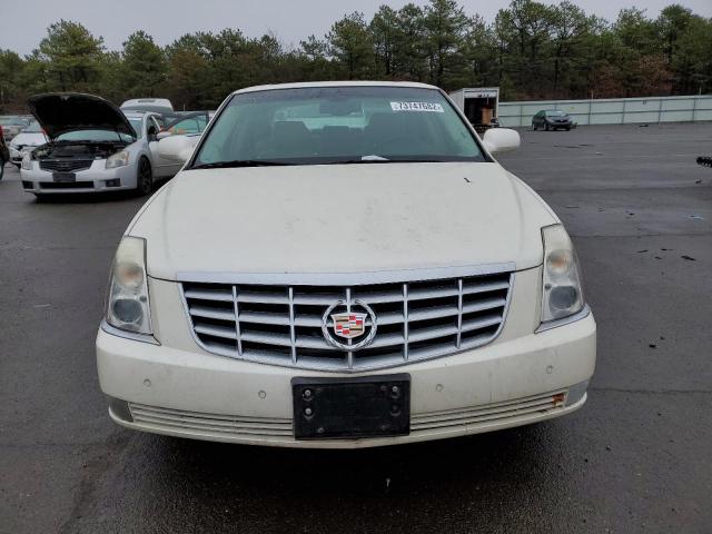 1G6KD57Y28U206725 - 2008 CADILLAC DTS CREAM photo 5