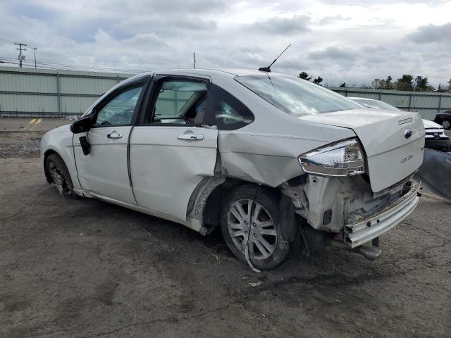 1FAHP3HNXAW105942 - 2010 FORD FOCUS SEL WHITE photo 2