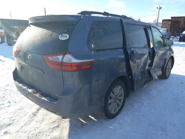 5TDDZ3DC2HS152674 - 2017 TOYOTA SIENNA XLE BLUE photo 3