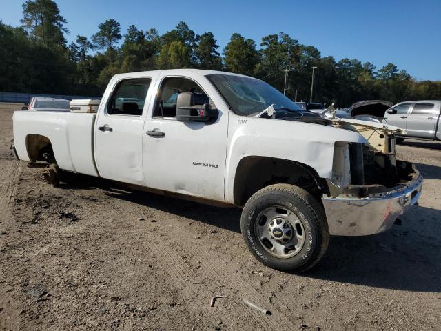 1GC1CVCG3EF145006 - 2014 CHEVROLET SILVERADO C2500 HEAVY DUTY WHITE photo 4