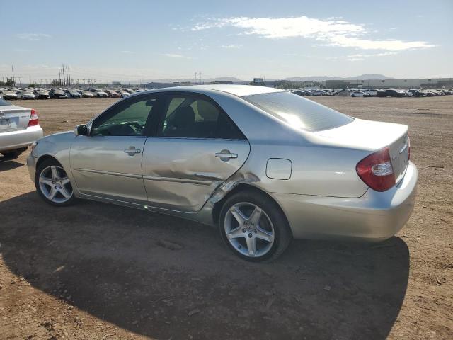 JTDBE32K120084410 - 2002 TOYOTA CAMRY LE SILVER photo 2