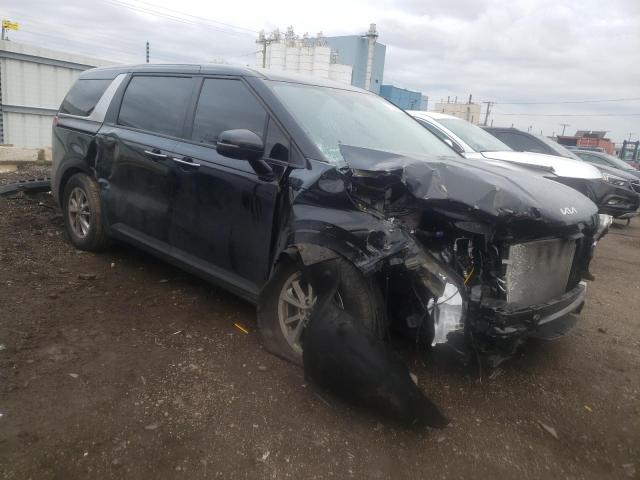 KNDNB4H37P6241485 - 2023 KIA CARNIVAL LX BLACK photo 4