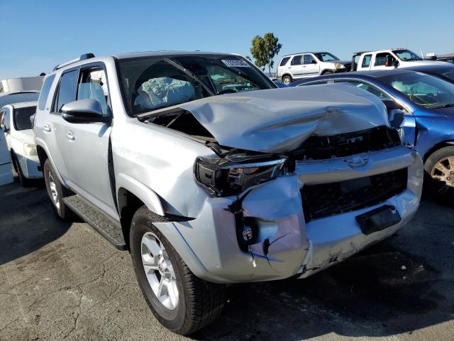 JTENU5JR4N6042370 - 2022 TOYOTA 4RUNNER SR5/SR5 PREMIUM 银色 照片 4