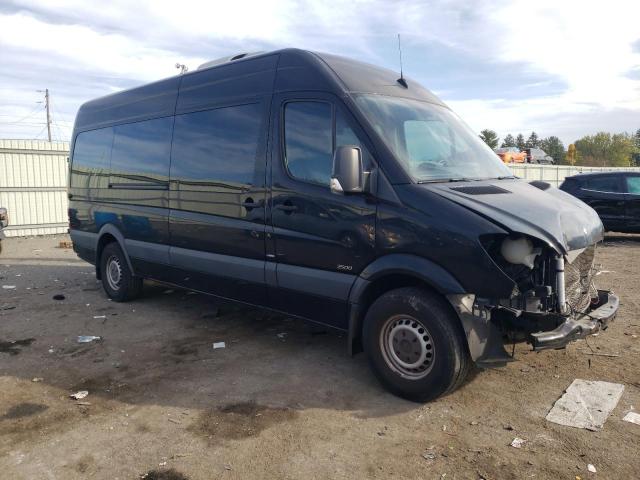 WDZPE8CC8C5694156 - 2012 MERCEDES-BENZ SPRINTER 2500 BLACK photo 4