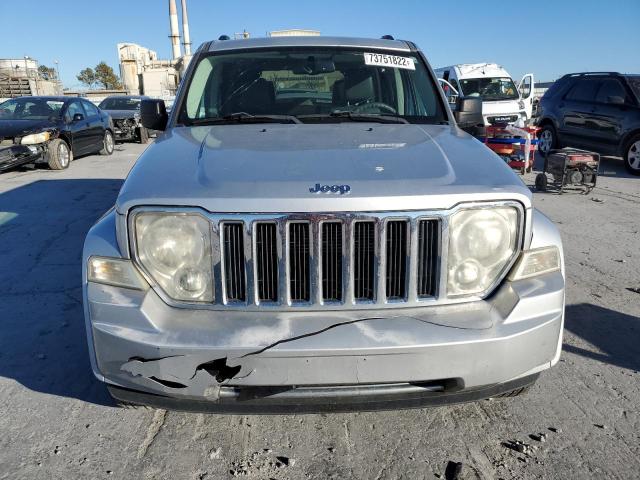 1J8GN58KX8W159547 - 2008 JEEP LIBERTY LIMITED SILVER photo 5