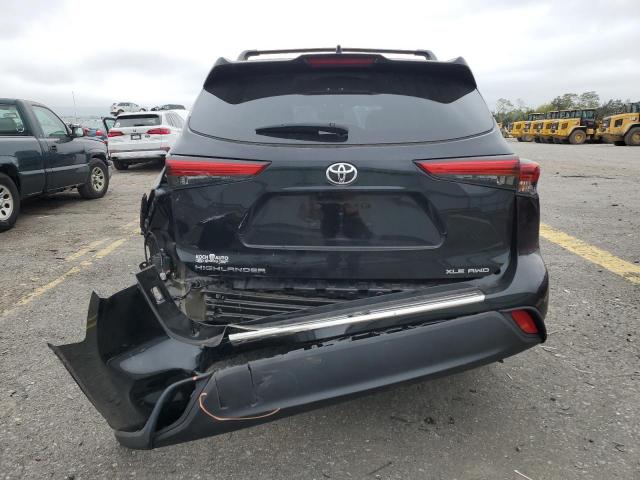 5TDGZRBH6NS591676 - 2022 TOYOTA HIGHLANDER XLE BLACK photo 6