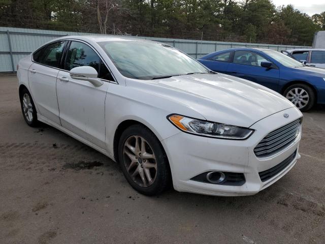 1FA6P0HD2G5115795 - 2016 FORD FUSION SE WHITE photo 4