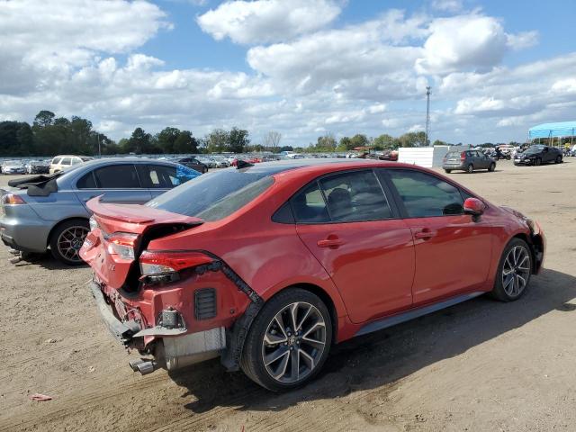 5YFP4MCE6MP081972 - 2021 TOYOTA COROLLA SE RED photo 3