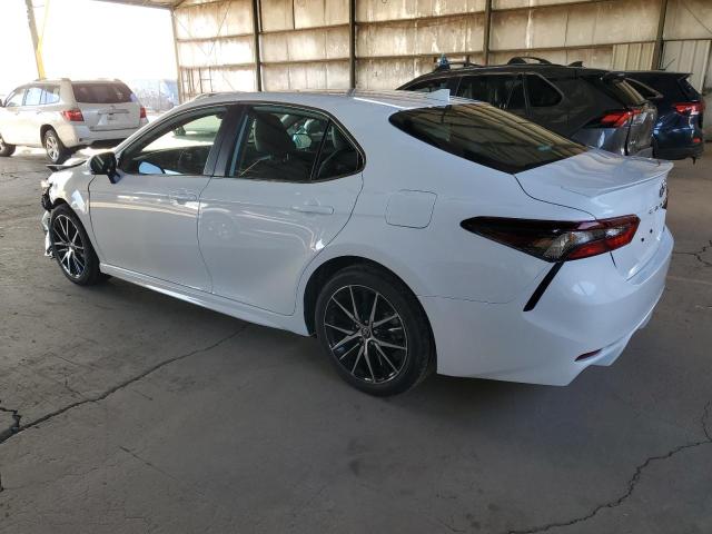 4T1G11AK3RU853186 - 2024 TOYOTA CAMRY SE NIGHT SHADE WHITE photo 2