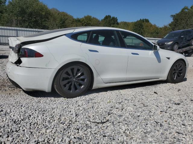 5YJSA1E23LF369902 - 2020 TESLA MODEL S WHITE photo 3