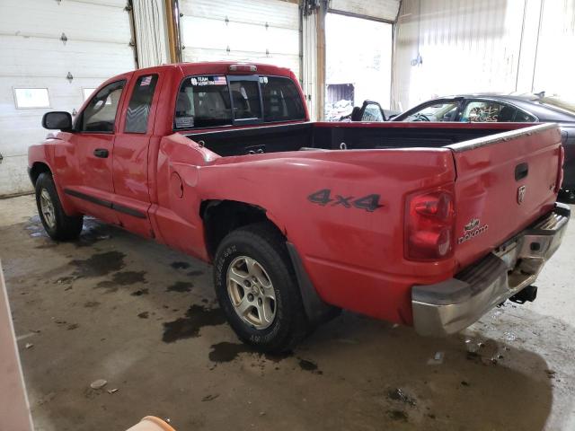 1D7HW42N95S203195 - 2007 DODGE DAKOTA SLT RED photo 2