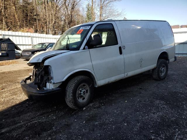 1GTZGFBA6A1141906 - 2010 GMC SAVANA G2500 WHITE photo 1