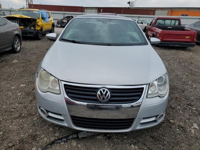 WVWFA71F09V013043 - 2009 VOLKSWAGEN EOS LUX 银色 照片 5